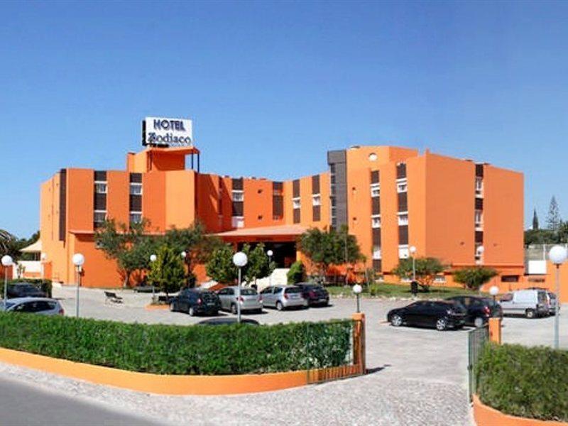 Zodiaco Hotel Quarteira Exterior foto