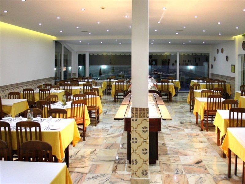 Zodiaco Hotel Quarteira Exterior foto